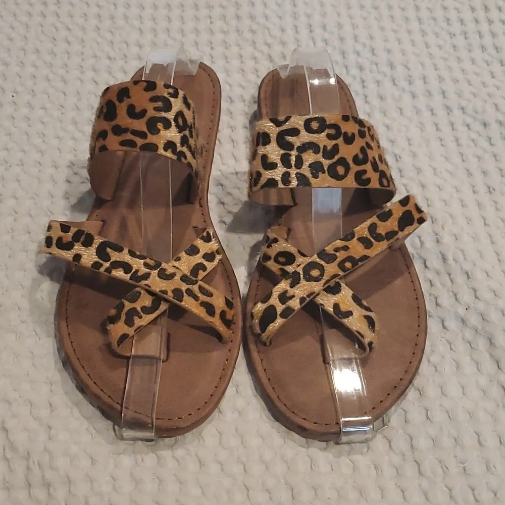 SEVEN 7 MALDIVES SANDALS ANIMAL PRINT SLIP ON SZ 11 (#21)